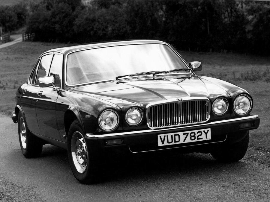  Jaguar XJ (Series III) 1979 года  (EU) (фото 12 из 12)
